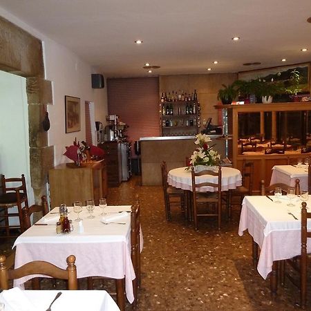 Restaurant Fonda Giralt Hotell Amer Exteriör bild