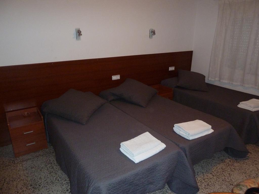 Restaurant Fonda Giralt Hotell Amer Rum bild